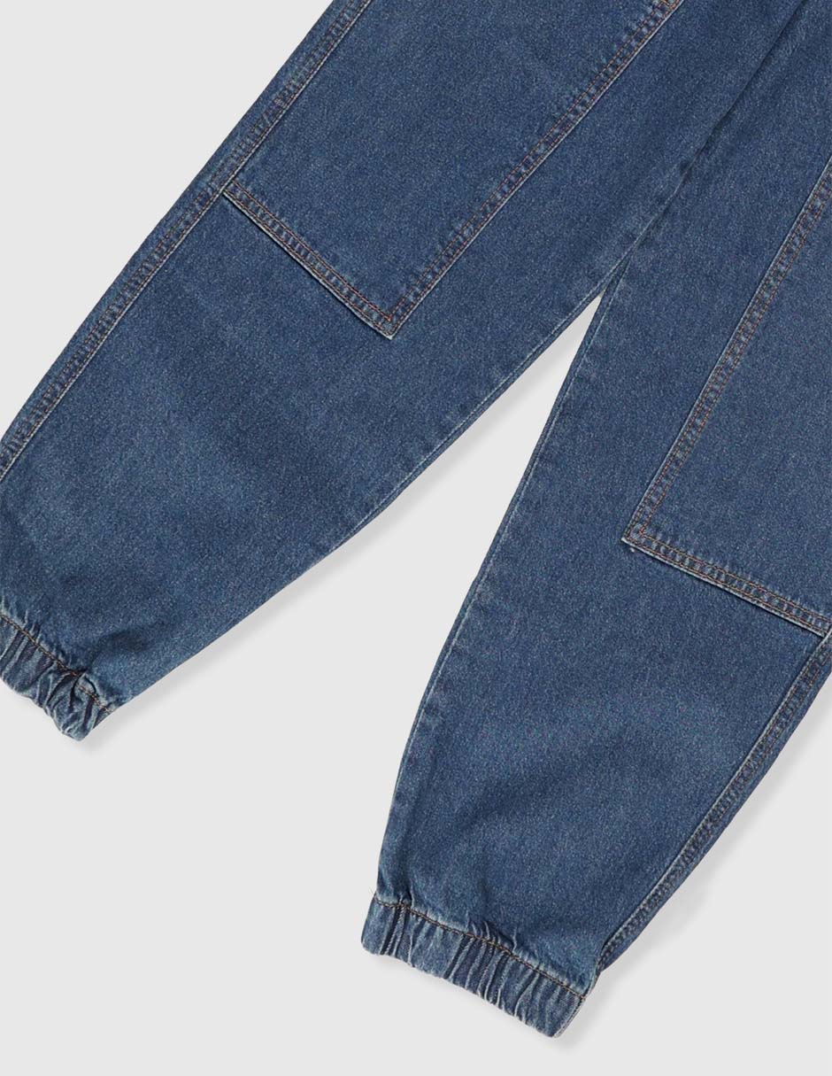 Jeans jogger straight lavado medio para niño