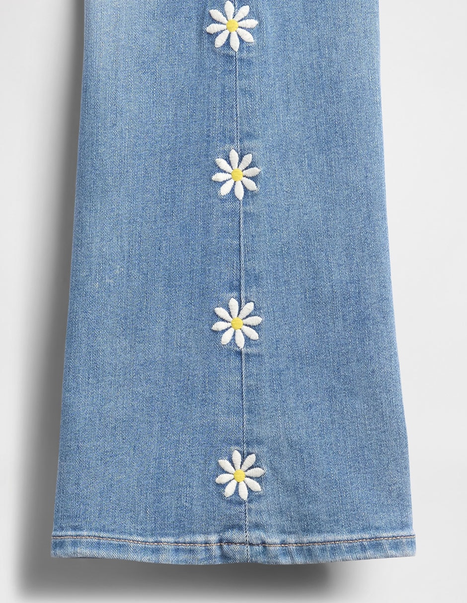 Jeans flare lavado medio para niña